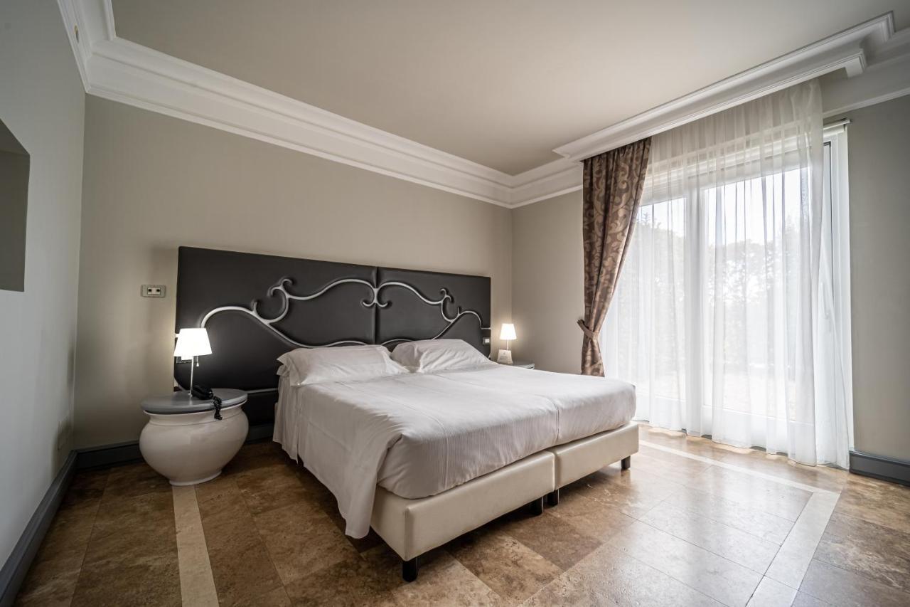 Villa Neri Resort & Spa Лінґуаґлосса Екстер'єр фото